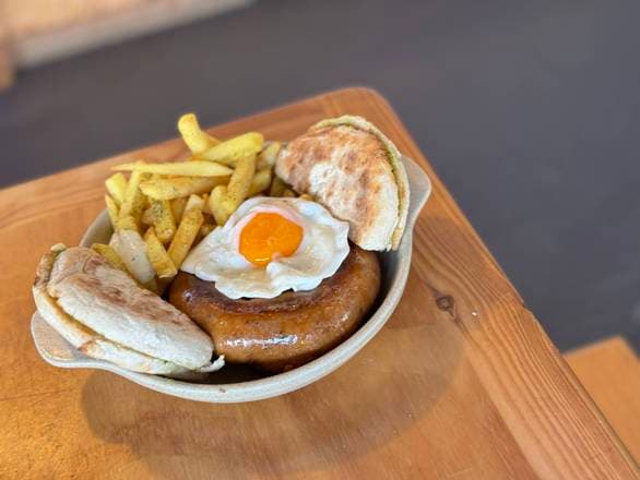 imagem de Alheira de Mirandela com Bolo do Caco (Com Bebida)